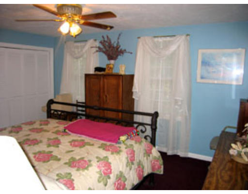 2 Country Village Way, Unit 2 Millis, MA 02054 - Photo 10 of 17