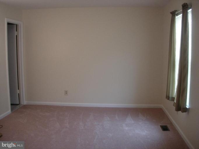 6 Winehurst Road Catonsville, MD 21228 - Photo 9 of 17 Bedroom #2