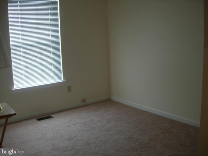 6 Winehurst Road Catonsville, MD 21228 - Photo 10 of 17 Bedroom #3