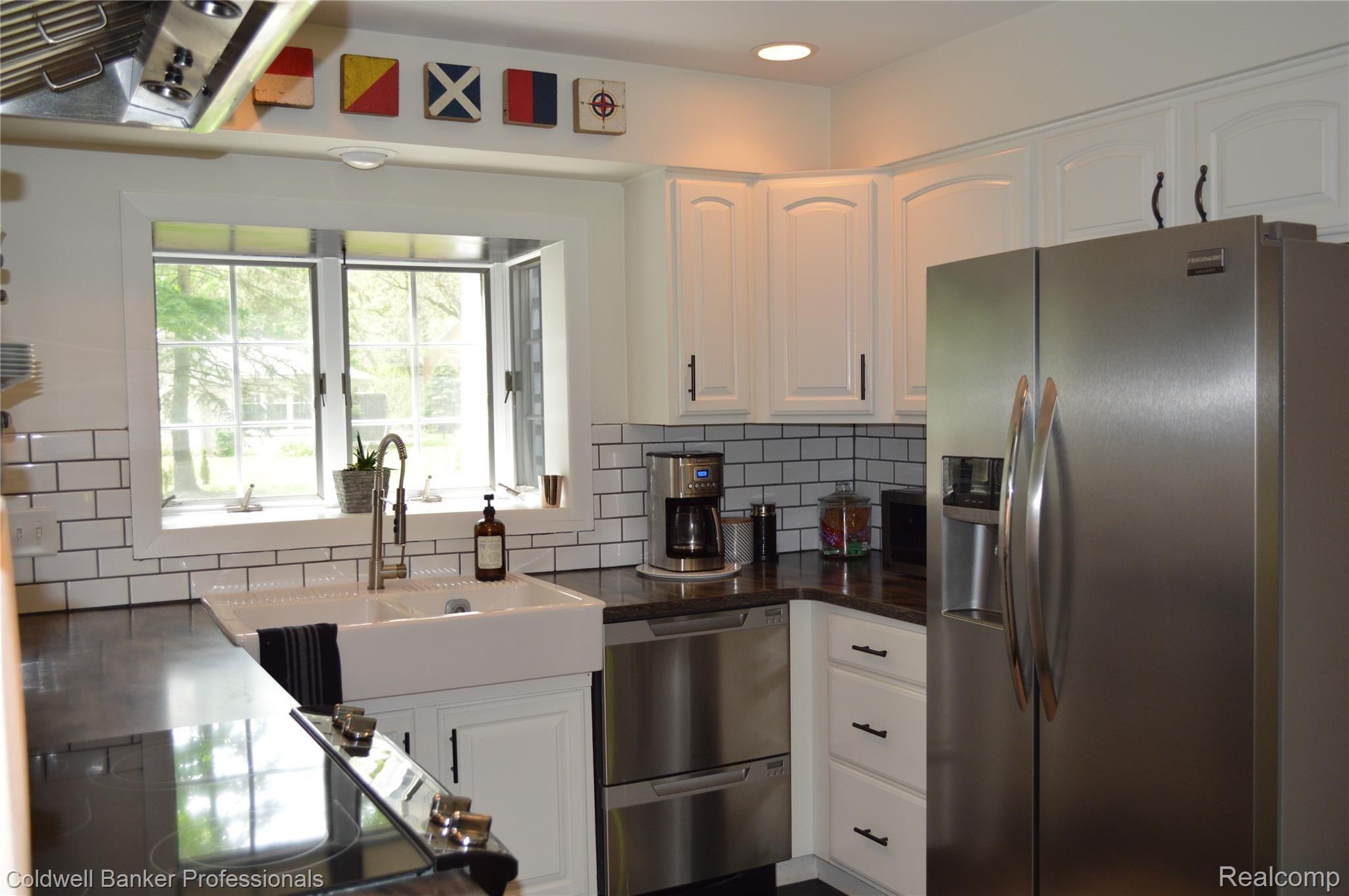 34501 Quaker Valley Road Farmington, MI 48331 - Photo 10 of 43 DSC_0562.JPG