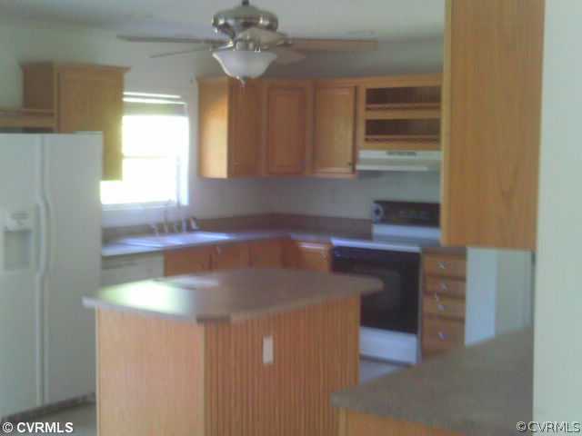 2801 Barnetts Road Providence Forge, VA 23140 - Photo 3 of 6 Kitchen