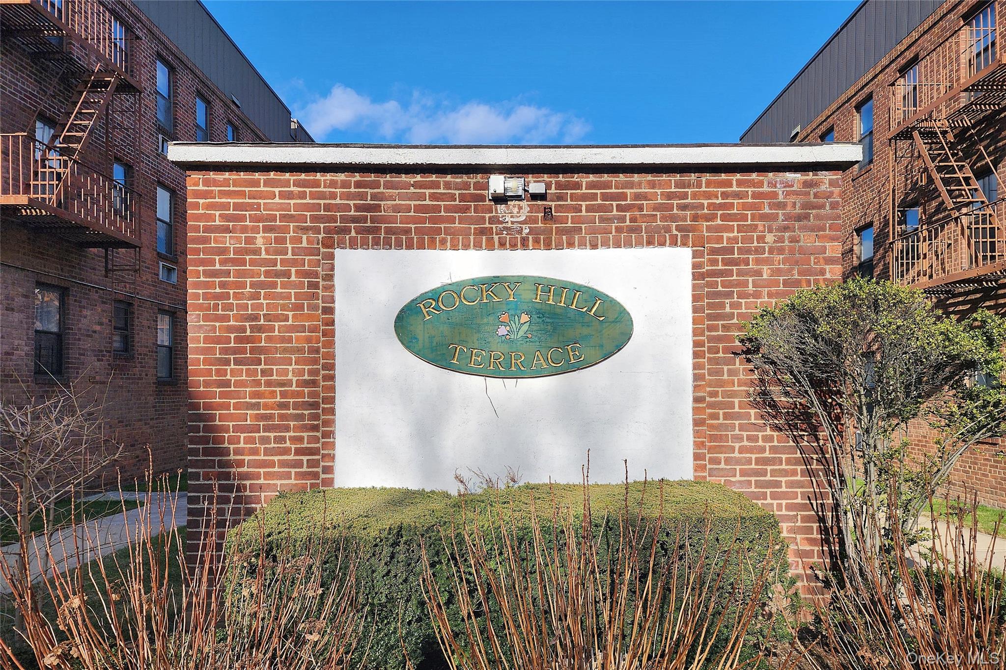 215-43 48th Avenue, Unit 3B Queens, NY 11364 - Photo 11 of 14 a view of outdoor space