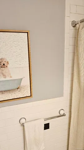 $229,800 | 215-43 48th Avenue, Unit 3B | Bayside