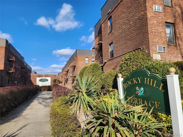 $229,800 | 215-43 48th Avenue, Unit 3B | Bayside