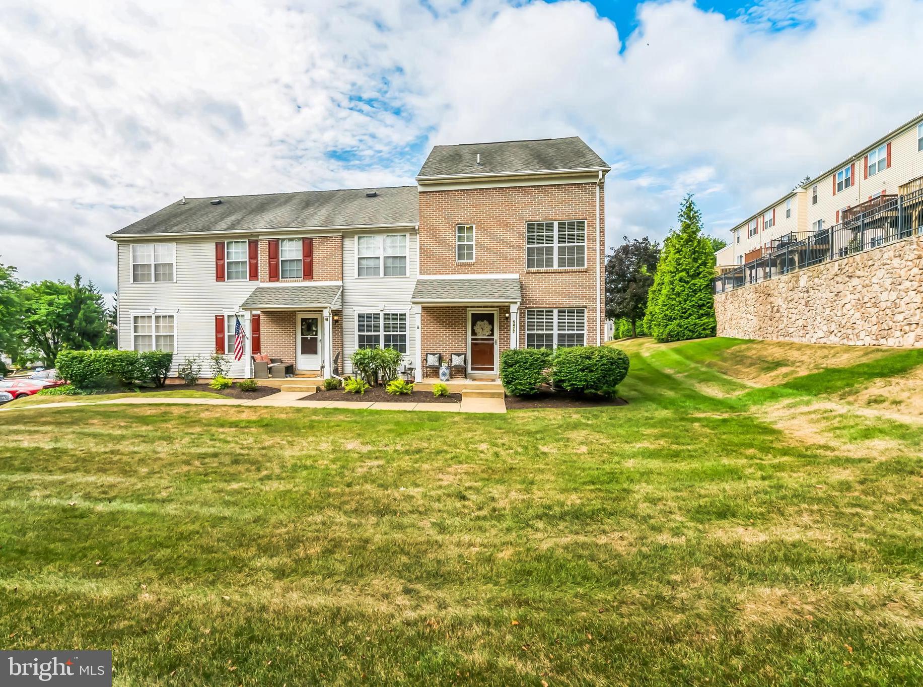 5477 Rinker Circle Doylestown, PA 18902 - Photo 2 of 30 Gallery Image 2