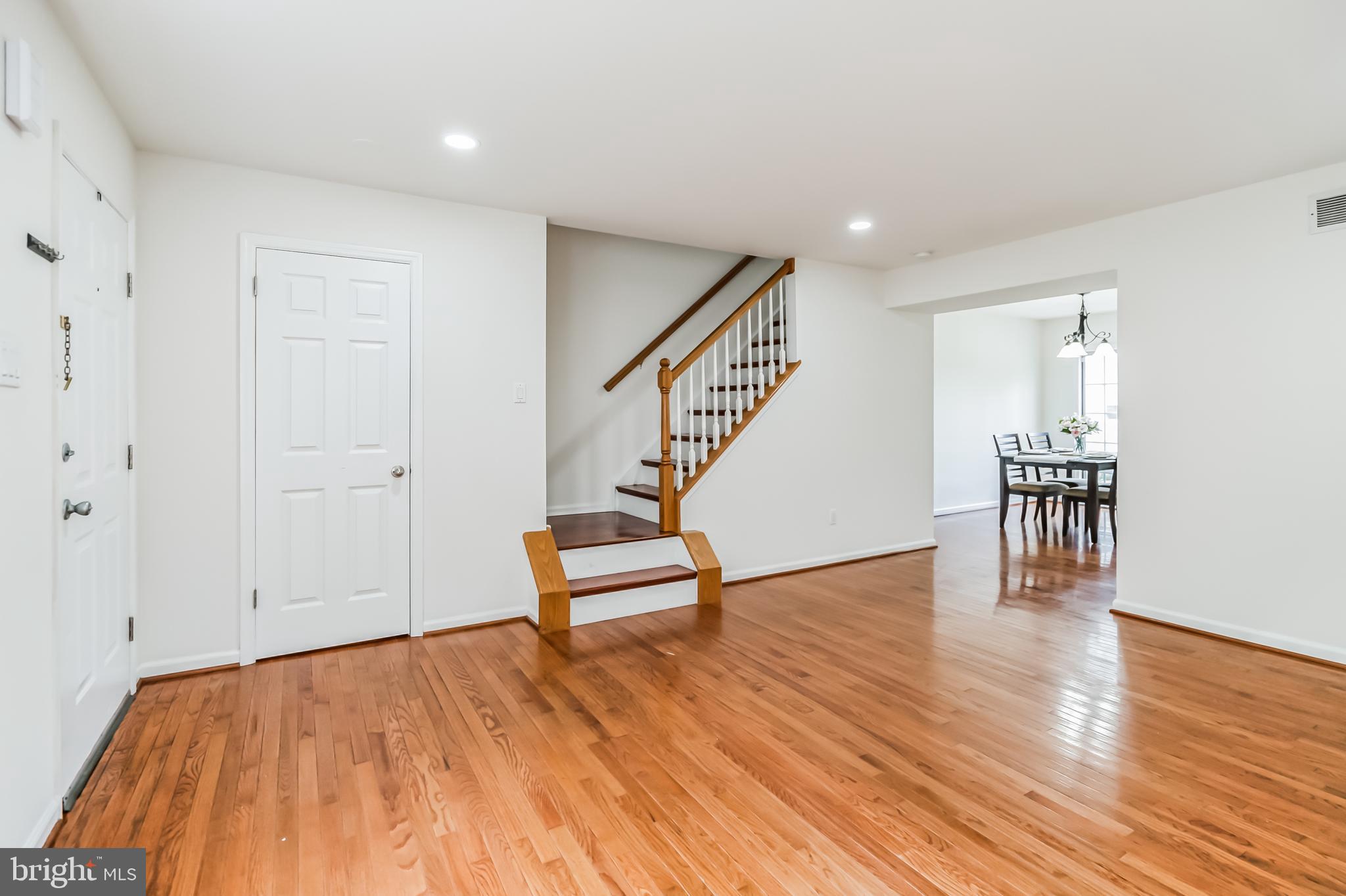 5477 Rinker Circle Doylestown, PA 18902 - Photo 6 of 30 Gallery Image 6