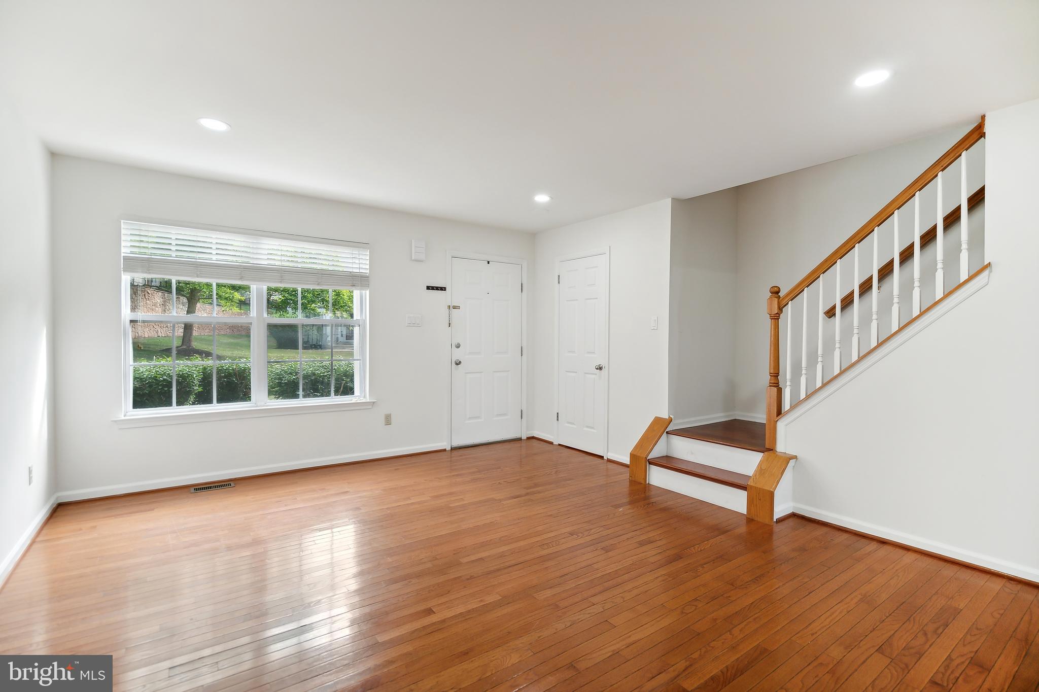 5477 Rinker Circle Doylestown, PA 18902 - Photo 7 of 30 Gallery Image 7