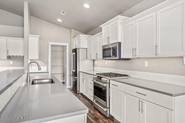 $450,000 | 13241 North Loveland Way, Hayden, ID 83835