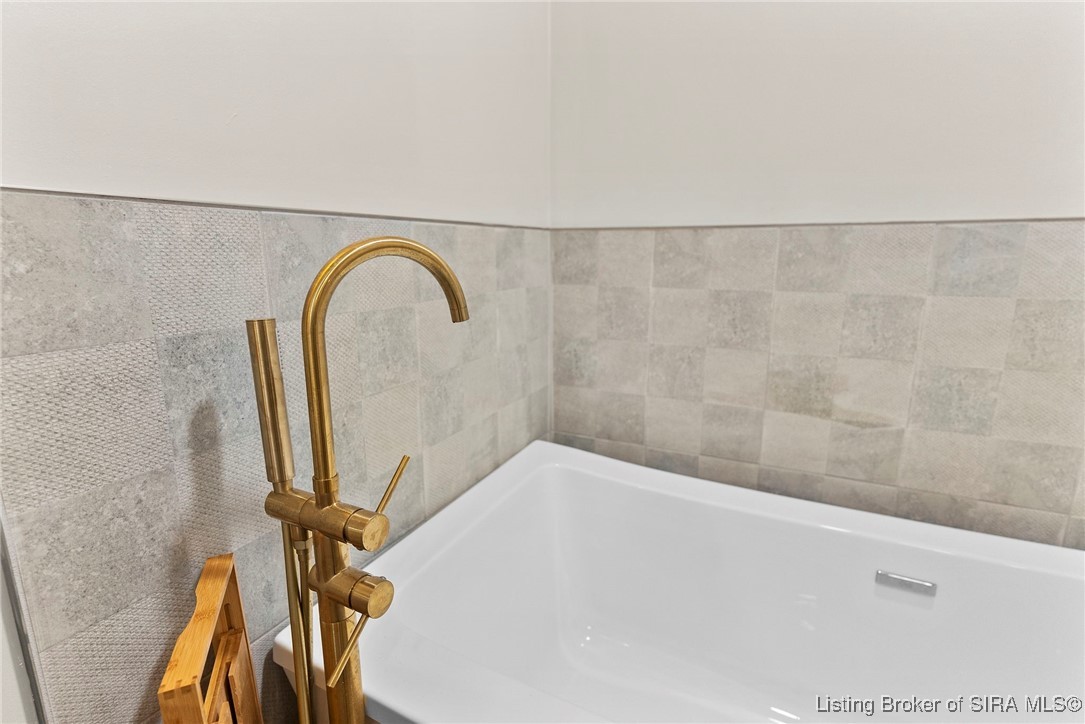 2526 Poplar Ridge Lane Madison, IN 47250 - Photo 33 of 46