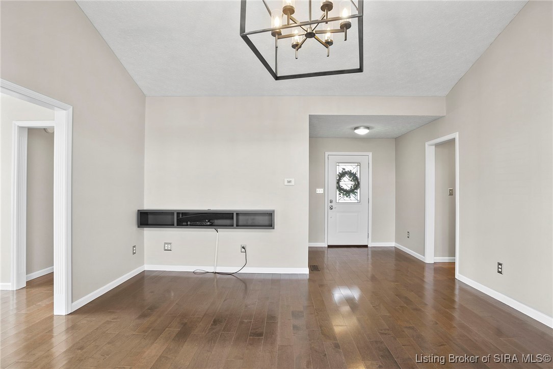 2526 Poplar Ridge Lane Madison, IN 47250 - Photo 10 of 46