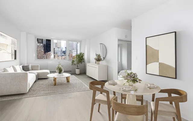 $5,000 | 115 East 34th Street, Unit 2102 | Murray Hill