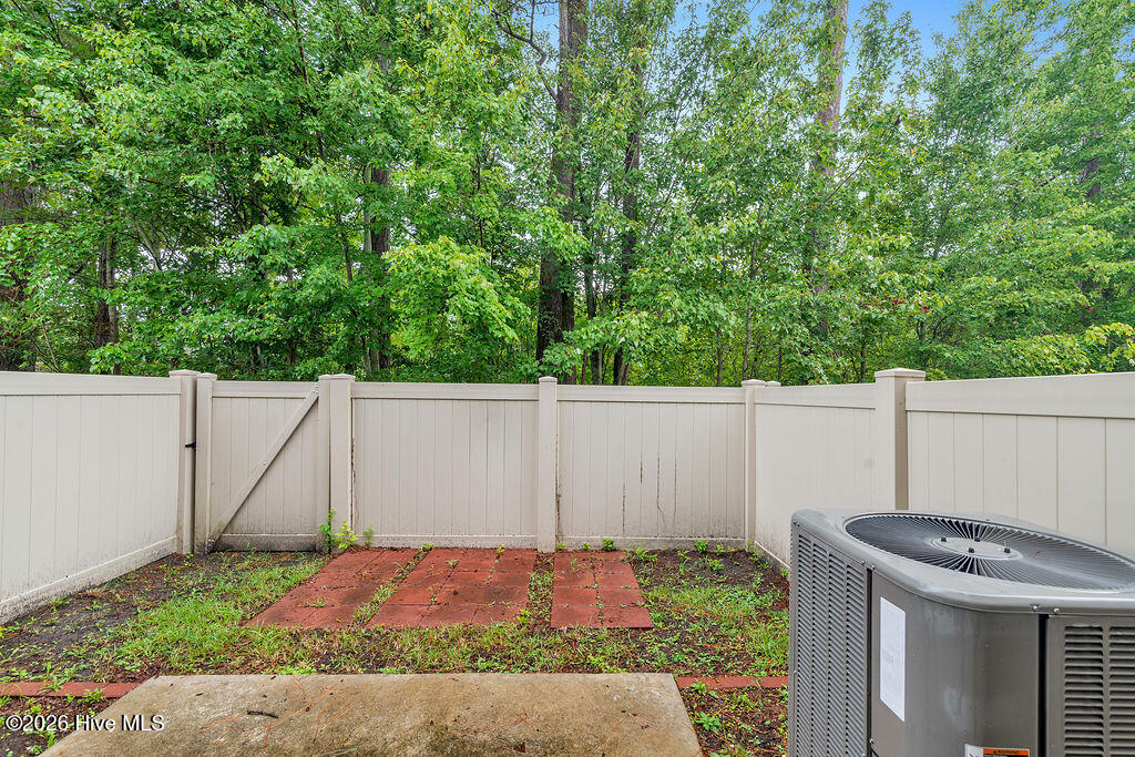 403 Sullivan Loop Road Midway Park, NC 28544 - Photo 10 of 20 Gallery Image 10