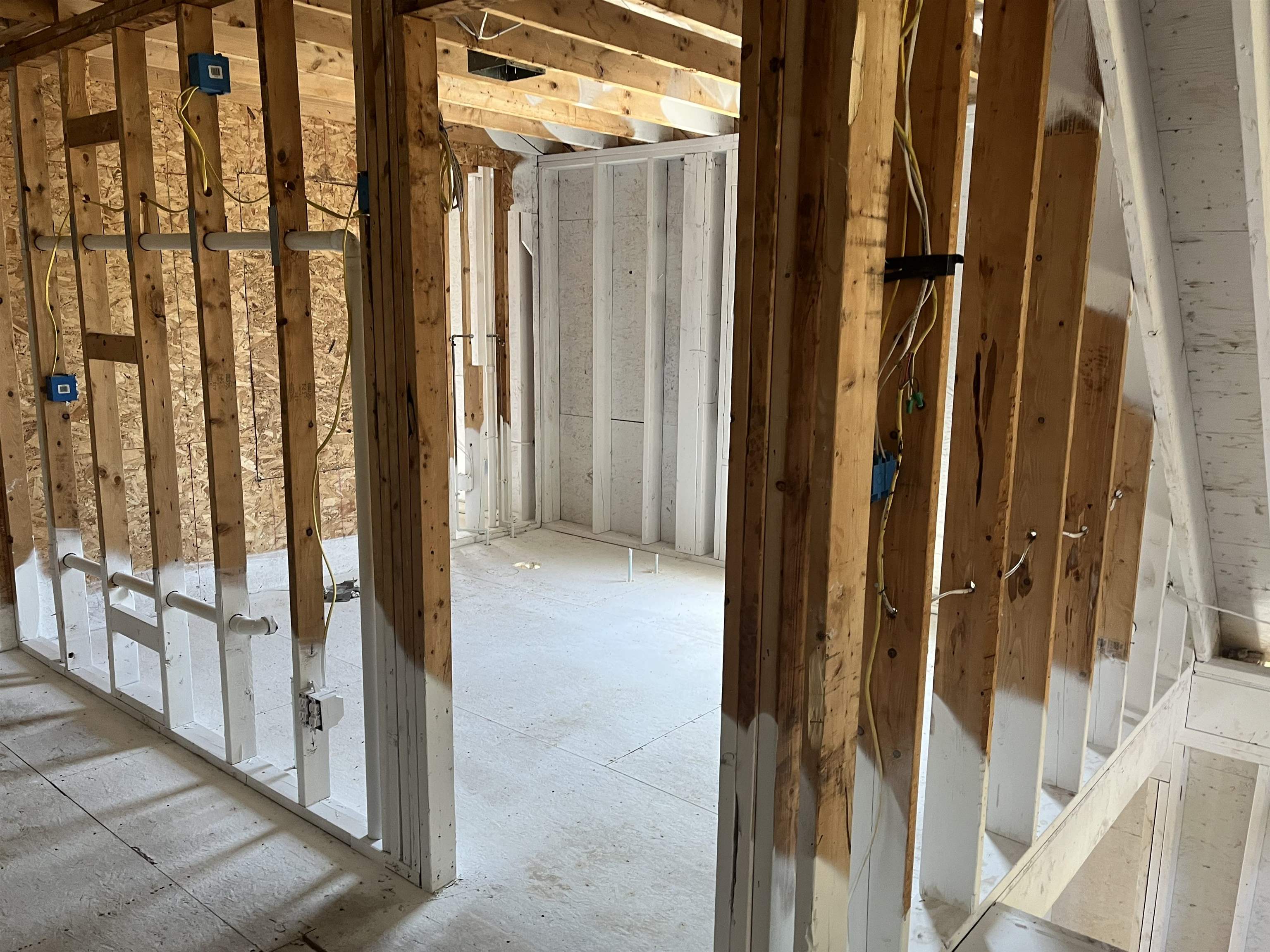 278 Stage Road Nottingham, NH 03290 - Photo 19 of 24