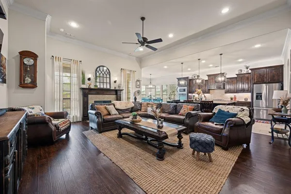 $469,000 | 408 Blue Daze Court, Burleson, TX 76028