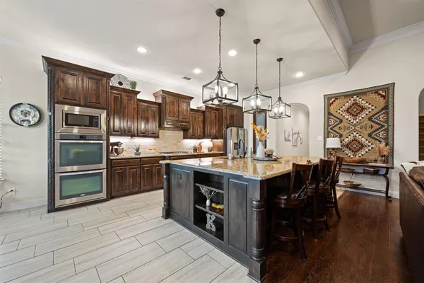 $469,000 | 408 Blue Daze Court, Burleson, TX 76028