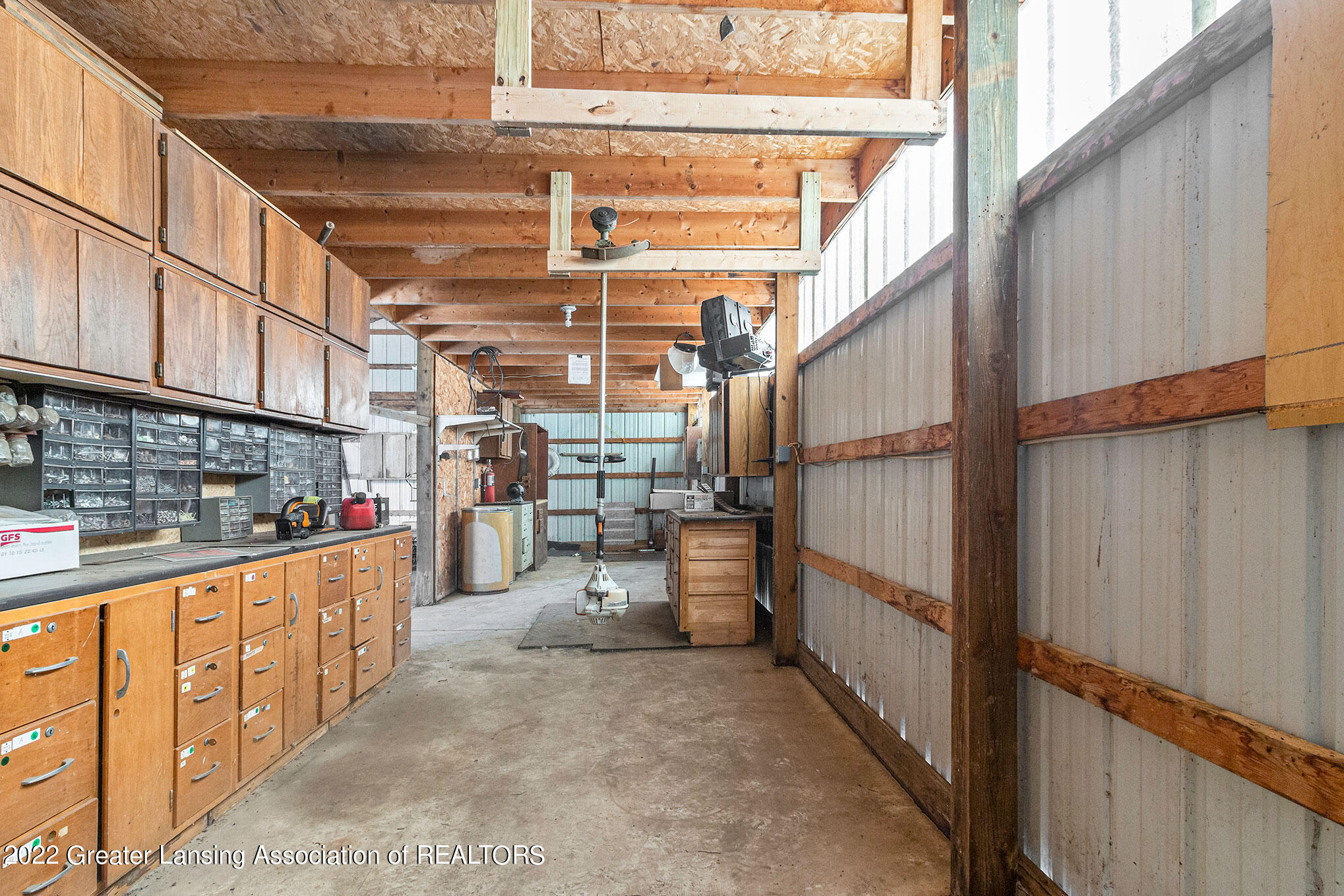 1938 West Columbia Road Mason, MI 48854 - Photo 48 of 55 40 x 40 Barn