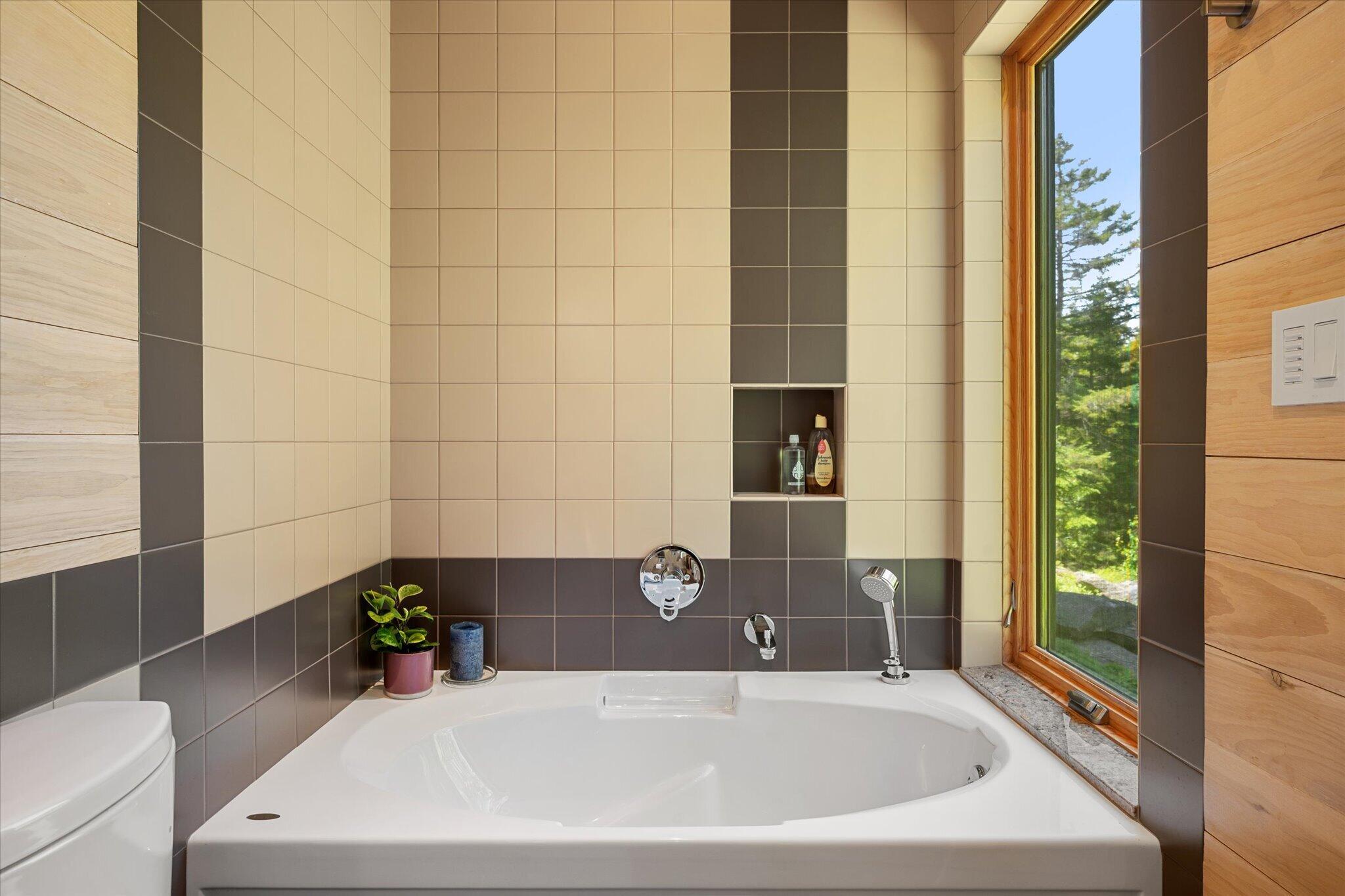 78 Youngs Mountain Road Bar Harbor, ME 04609 - Photo 39 of 113 Primary Bathroom