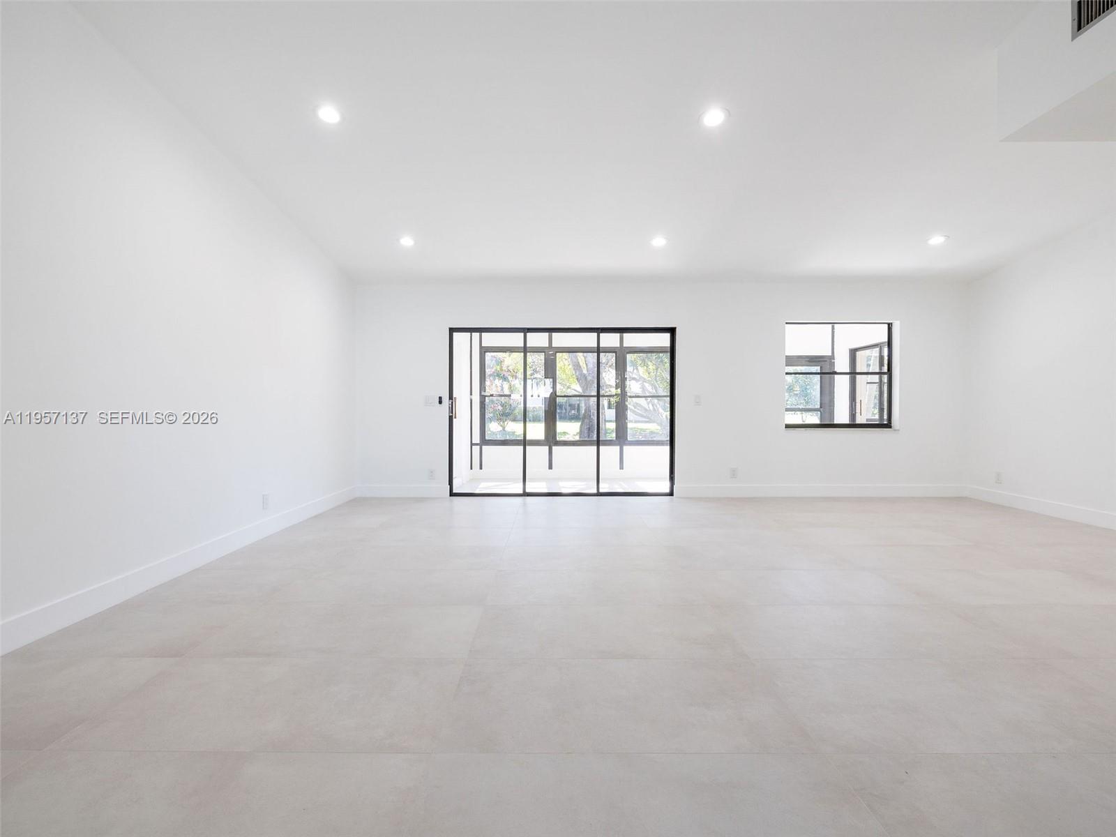 10988 Lake Front Place Boca Raton, FL 33498 - Photo 23 of 85