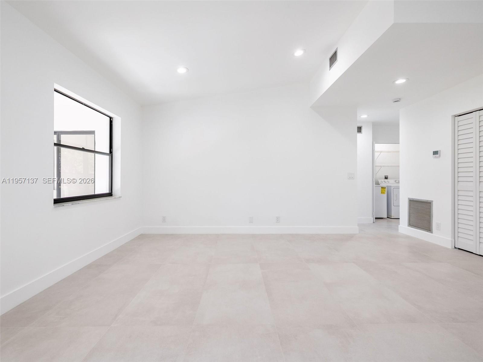 10988 Lake Front Place Boca Raton, FL 33498 - Photo 27 of 85