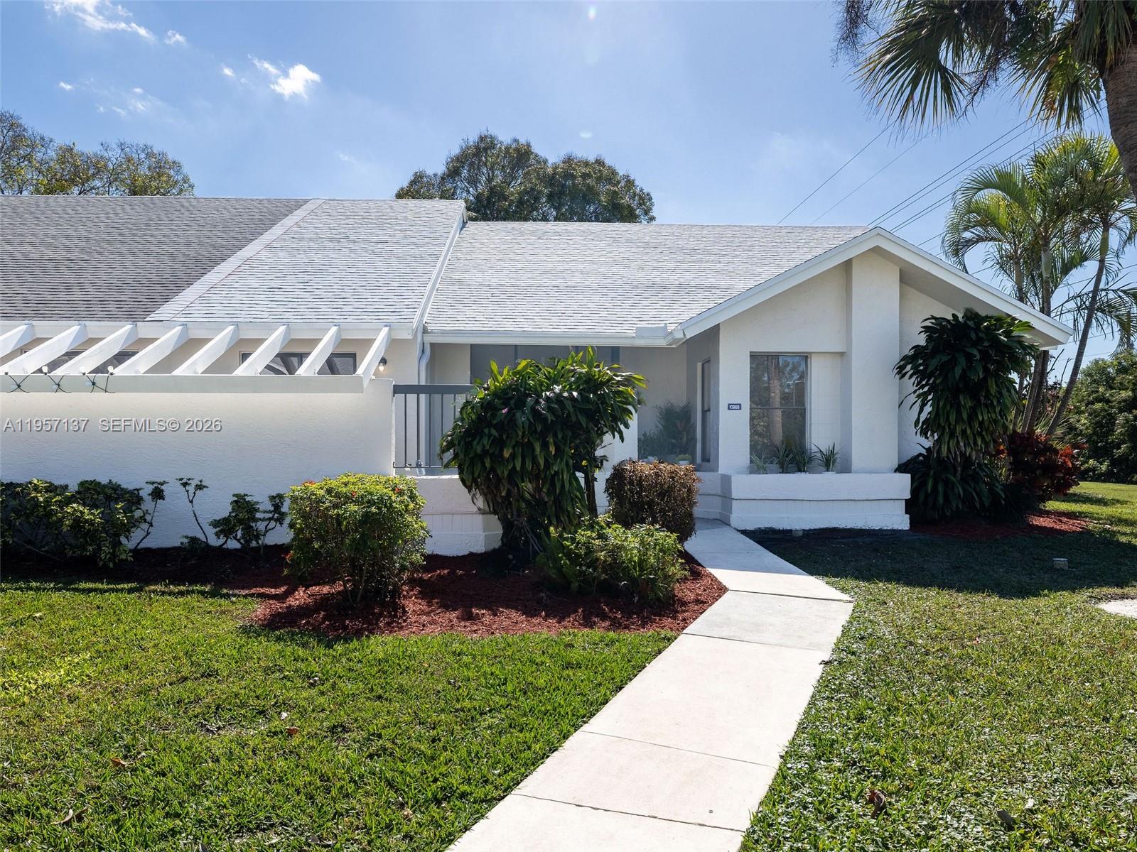 10988 Lake Front Place Boca Raton, FL 33498 - Photo 60 of 85