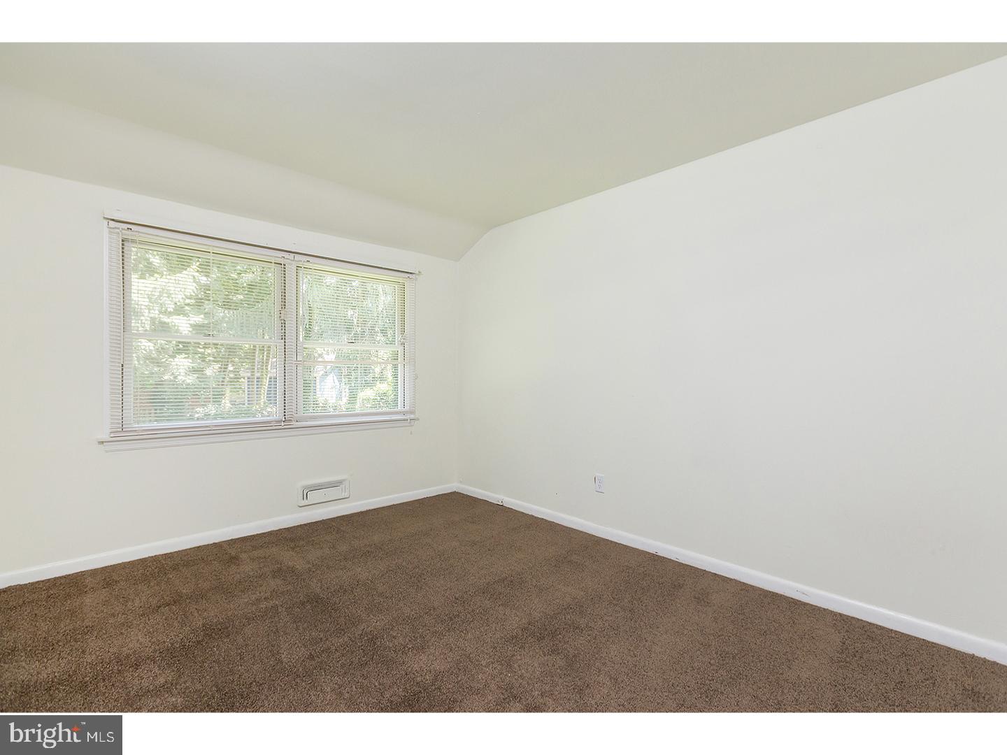 431 Covered Bridge Road Cherry Hill, NJ 08034 - Photo 9 of 15 Bedroom 2