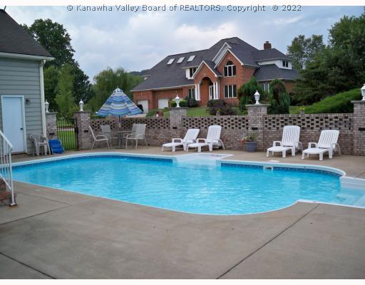 10 Hampton Drive Winfield, WV 25213 - Photo 2 of 8 Swimming Pool/Hot Tub/Sauna.