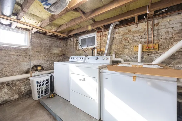 $2,100 | 584 Mt Hope Street, Unit 2, North Attleboro, MA 02760