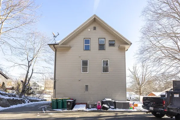 $2,100 | 584 Mt Hope Street, Unit 2, North Attleboro, MA 02760