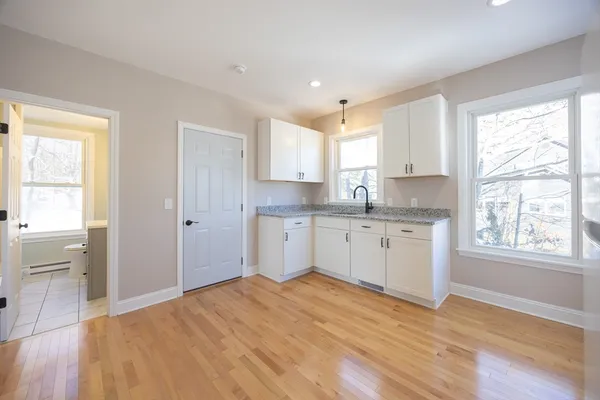 $2,100 | 584 Mt Hope Street, Unit 2, North Attleboro, MA 02760