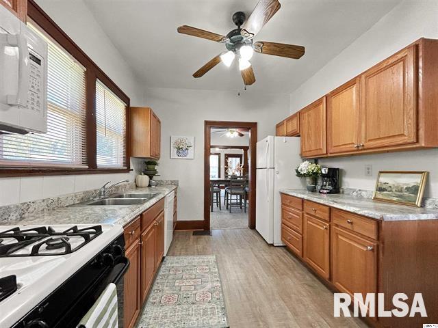 1933 State Street Quincy, IL 62301 - Photo 3 of 5 Gallery Image 3