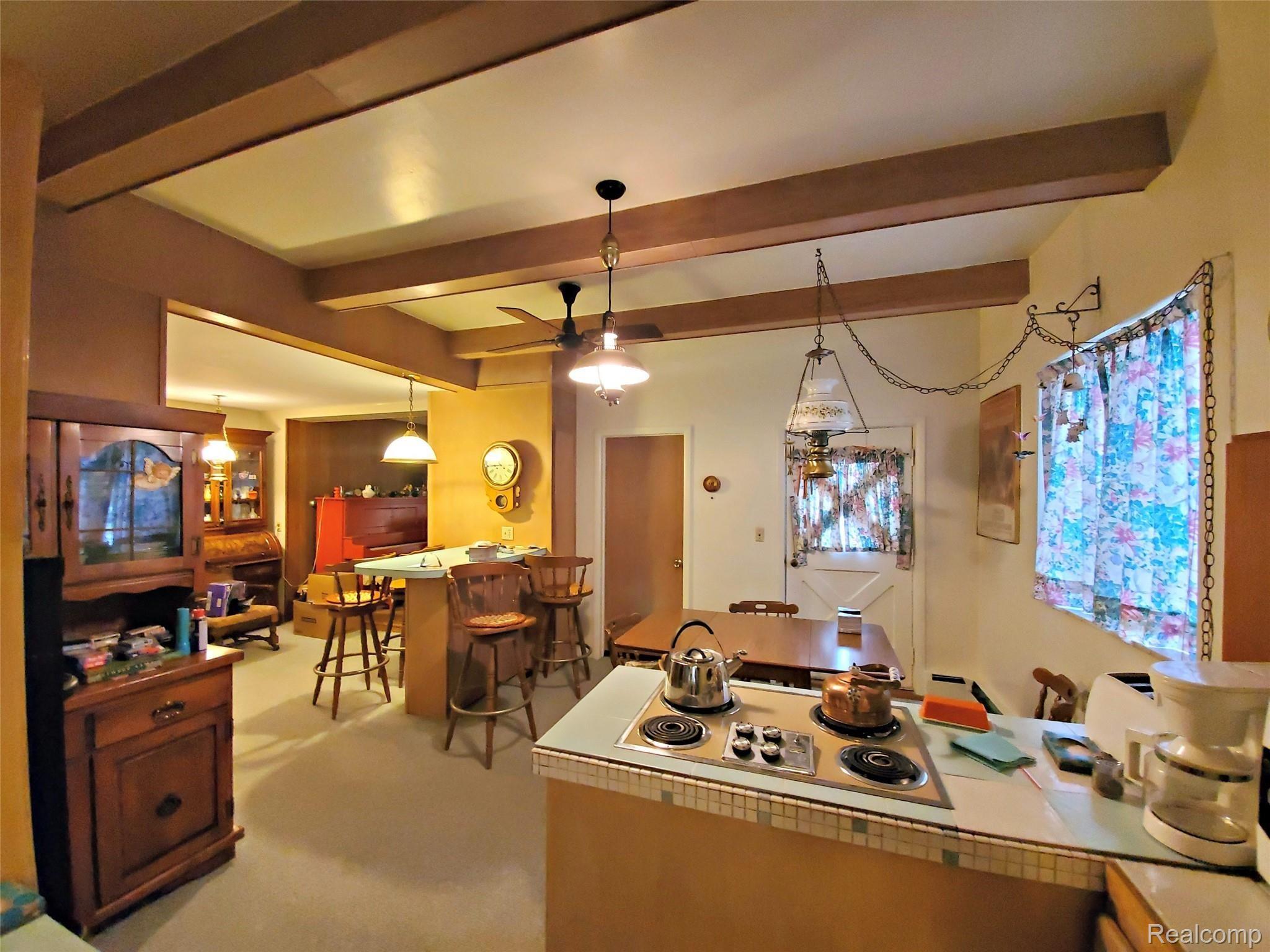 6356 Fenton Road Flint, MI 48507 - Photo 19 of 34 19.jpg