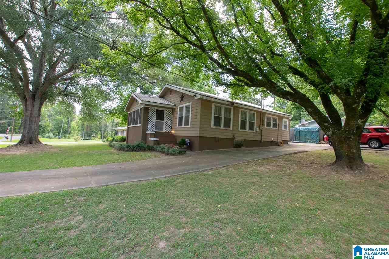 624 Pinewood Court Bessemer, AL 35023 - Photo 5 of 40