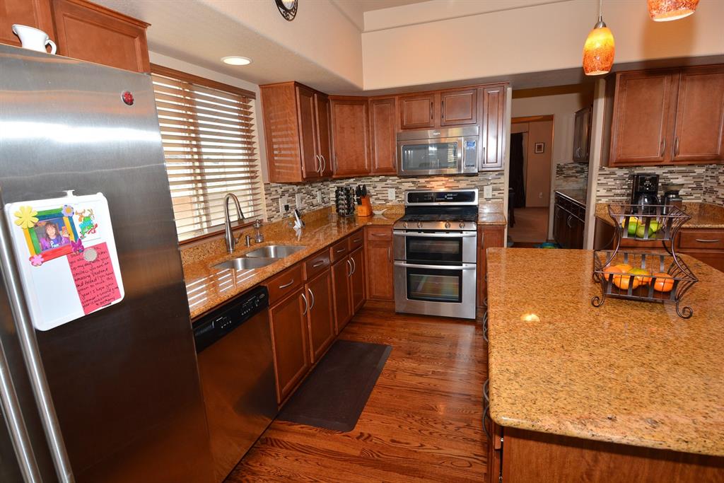 2344 Cinnabar Road Colorado Springs, CO 80921 - Photo 10 of 32