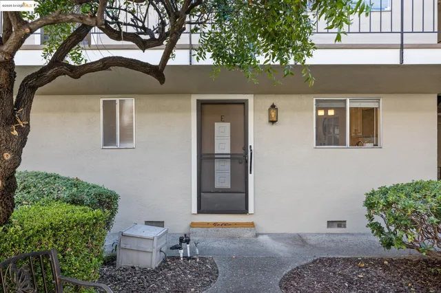 $509,000 | 1701 Central Avenue, Unit E, Alameda, CA 94501