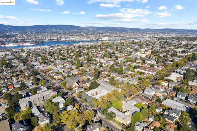 $509,000 | 1701 Central Avenue, Unit E, Alameda, CA 94501