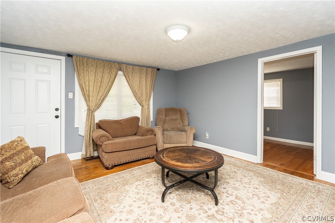 27615 Flank Road Petersburg, VA 23805 - Photo 4 of 21 Gallery Image 4