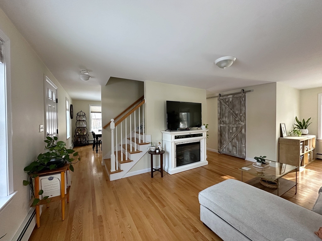 4 Upton Street Halifax, MA 02338 - Photo 9 of 25