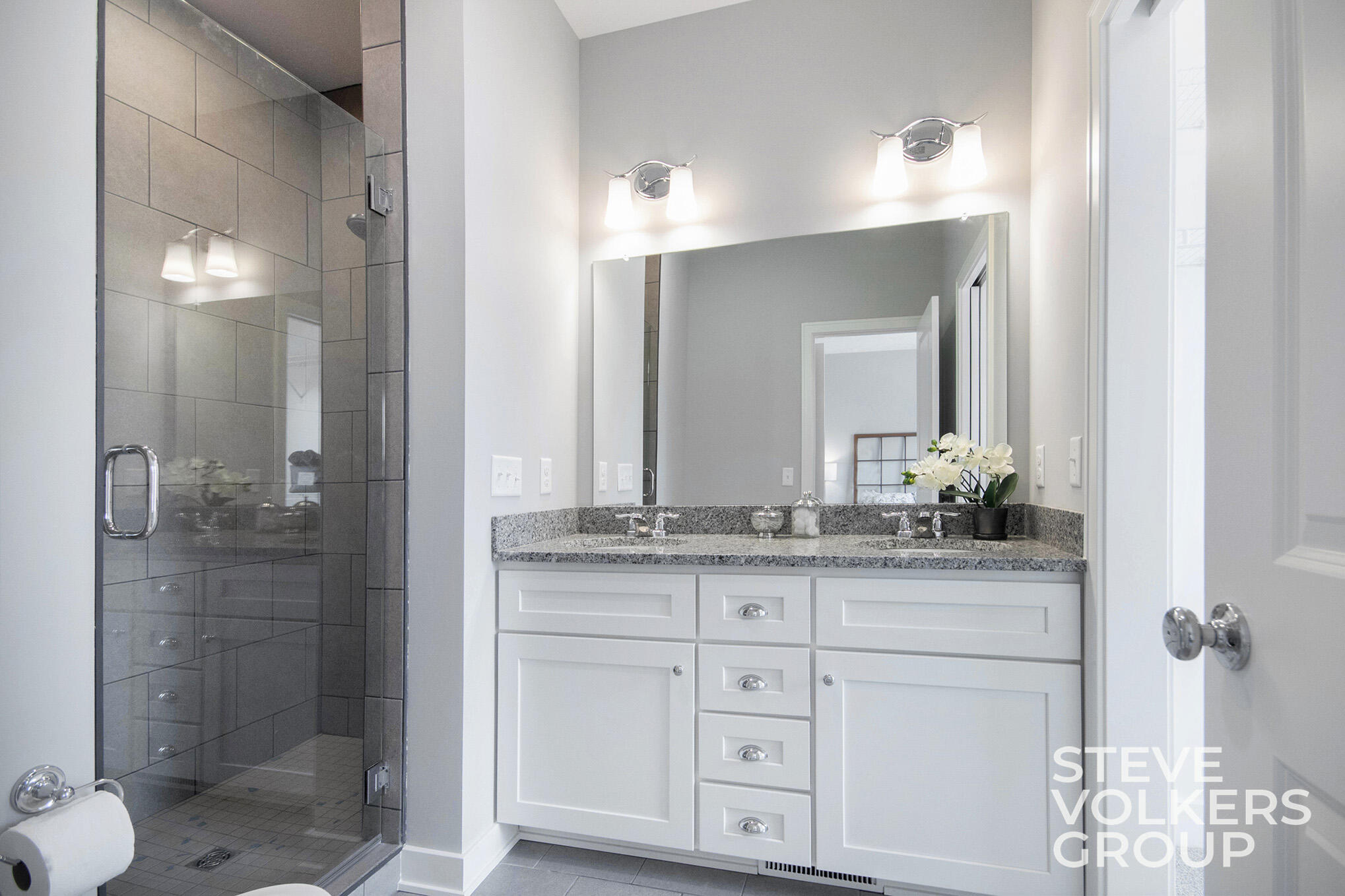 2517 Inverness Road Southeast Grand Rapids, MI 49546 - Photo 23 of 29 IMG_3752