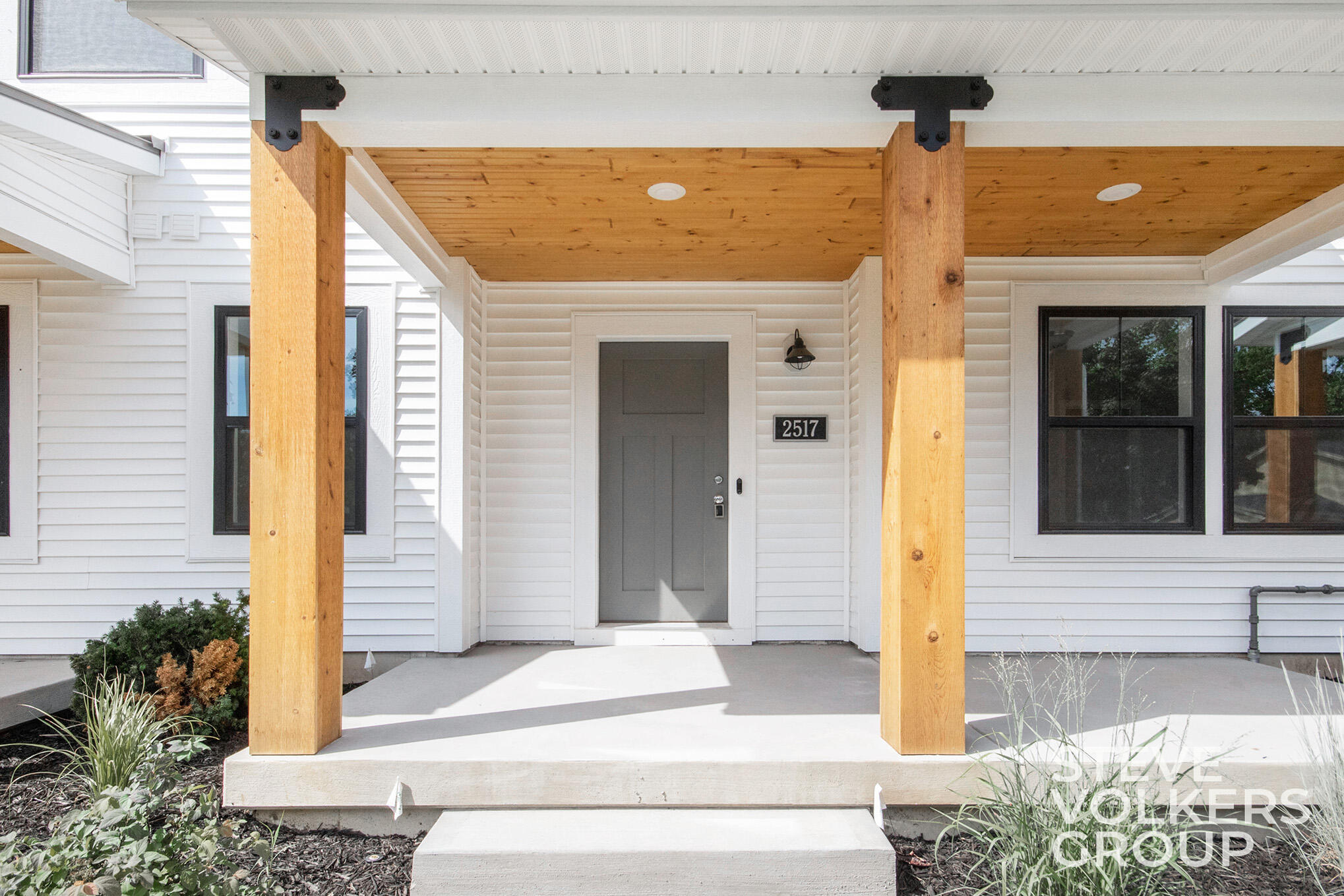 2517 Inverness Road Southeast Grand Rapids, MI 49546 - Photo 25 of 29 IMG_3756
