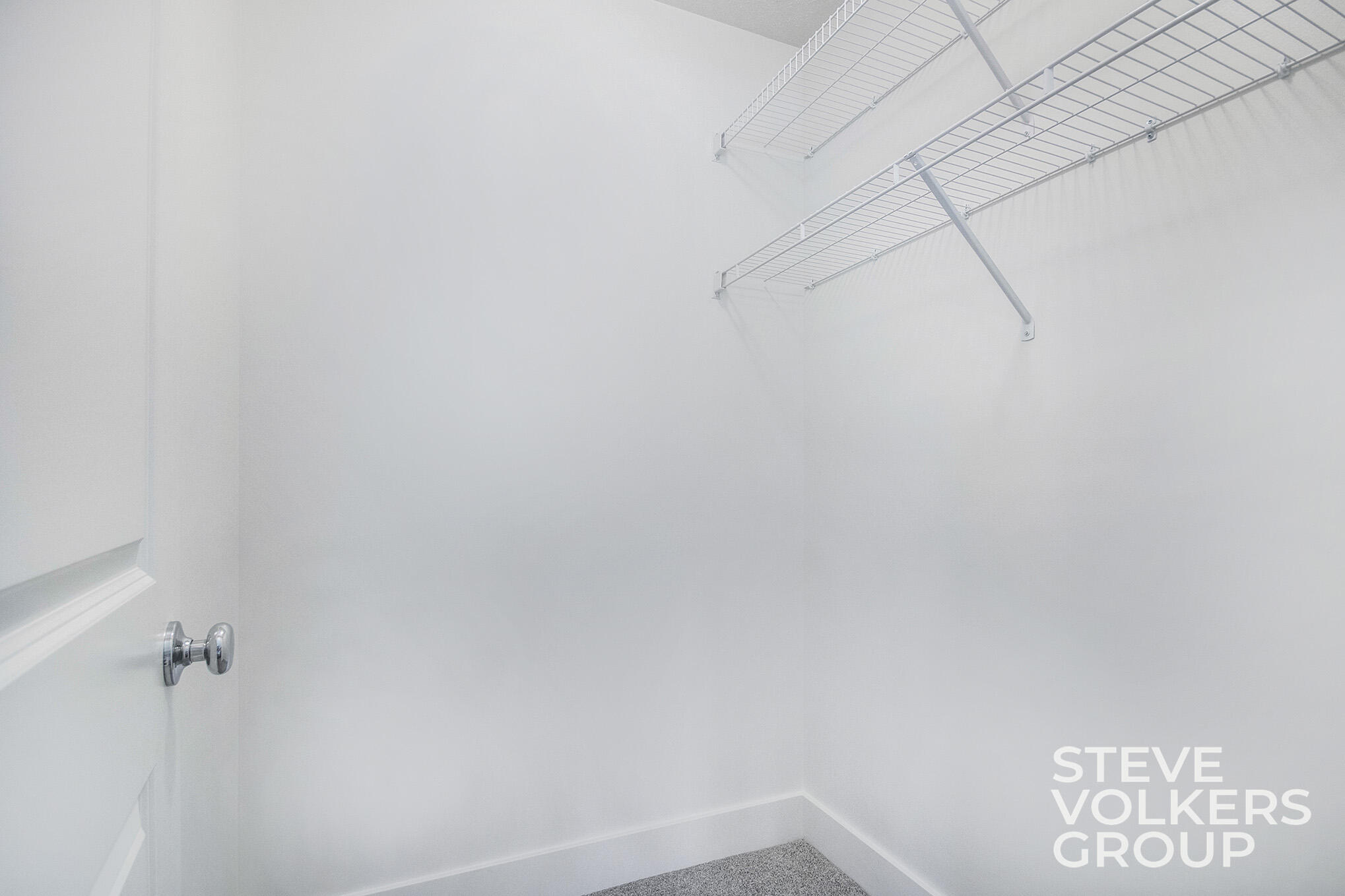 2517 Inverness Road Southeast Grand Rapids, MI 49546 - Photo 5 of 29 IMG_3716