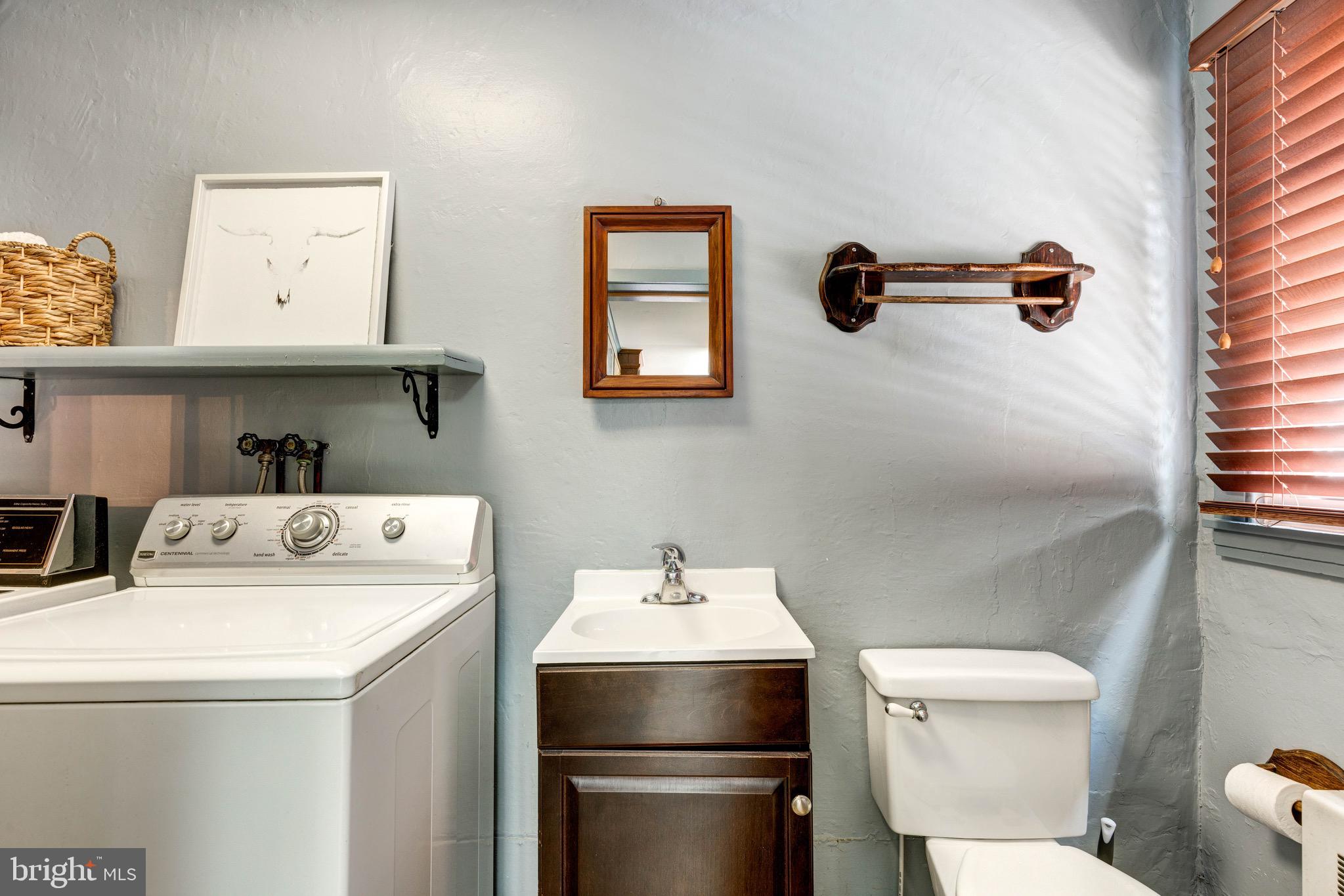 3441 Uniontown Road Westminster, MD 21158 - Photo 25 of 43 half bath