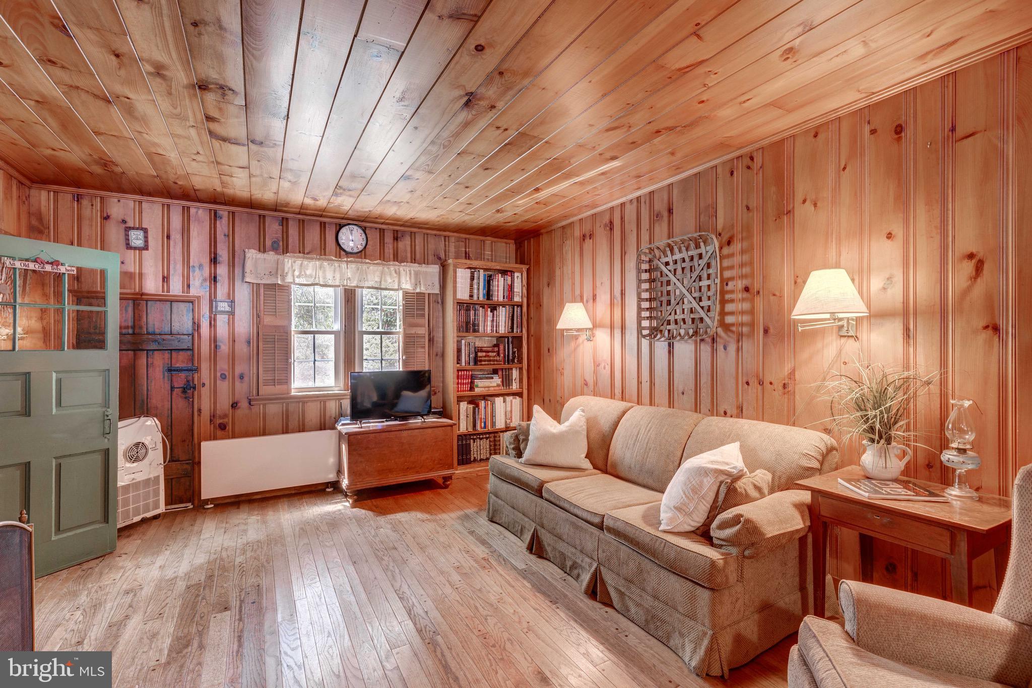 3441 Uniontown Road Westminster, MD 21158 - Photo 32 of 43 Stained wood ceiling & walls