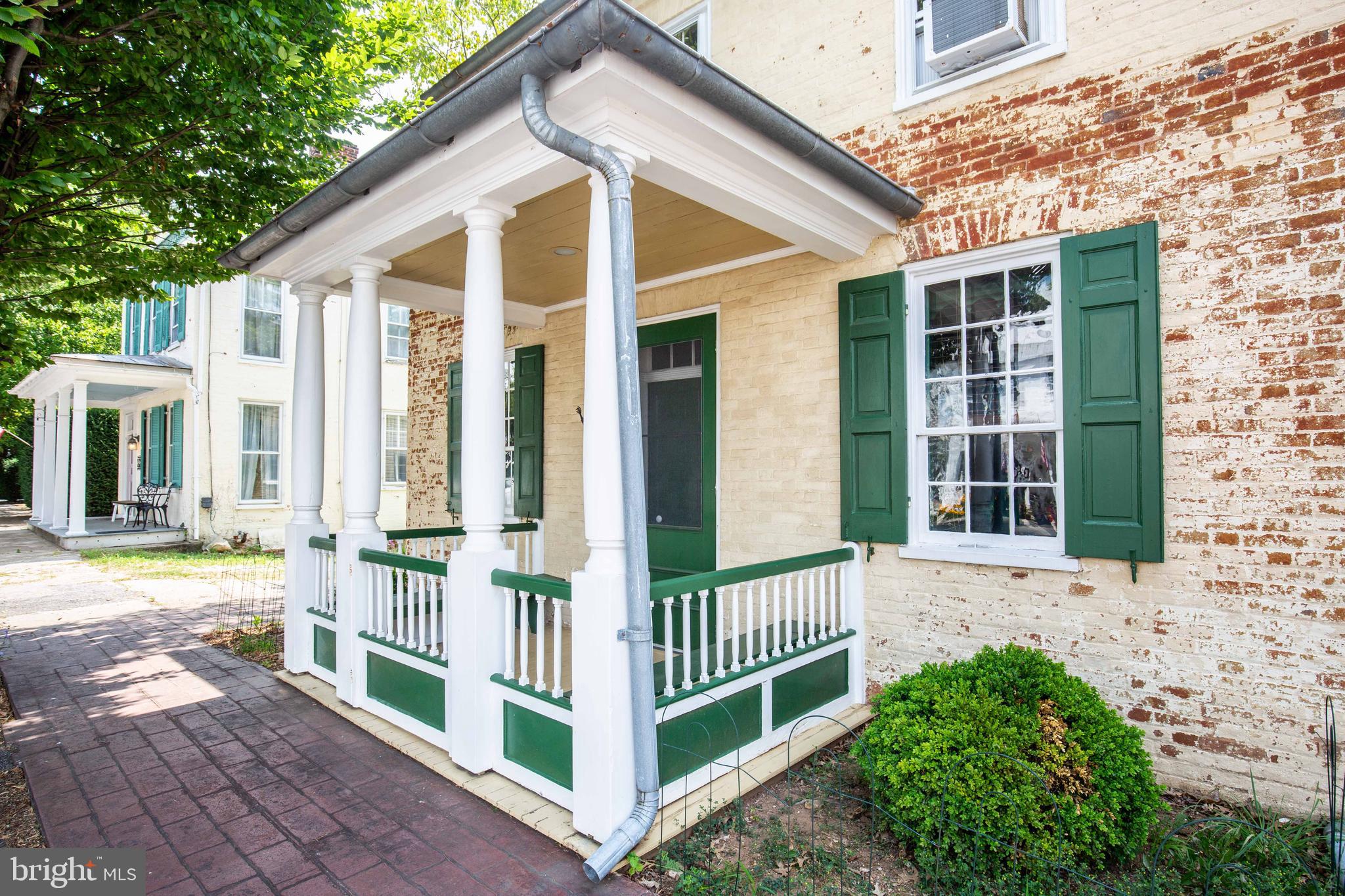 Gated front porch