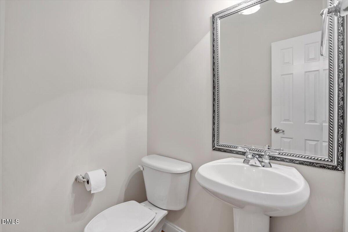 252 Ashton Hall Lane Raleigh, NC 27609 - Photo 19 of 45