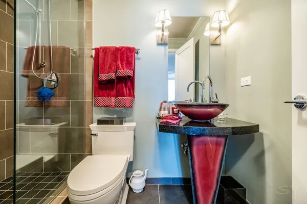 $11,000 | 2800 North Lake Shore Drive, Unit 38143816, Chicago, IL 60657