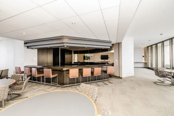 $11,000 | 2800 North Lake Shore Drive, Unit 38143816, Chicago, IL 60657