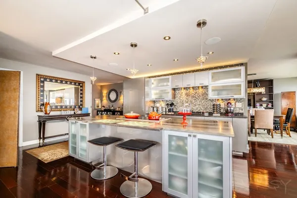 $11,000 | 2800 North Lake Shore Drive, Unit 38143816, Chicago, IL 60657
