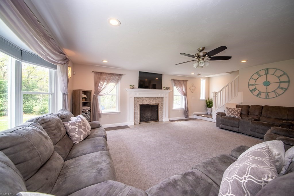46 Forge Road Freetown, MA 02702 - Photo 7 of 38
