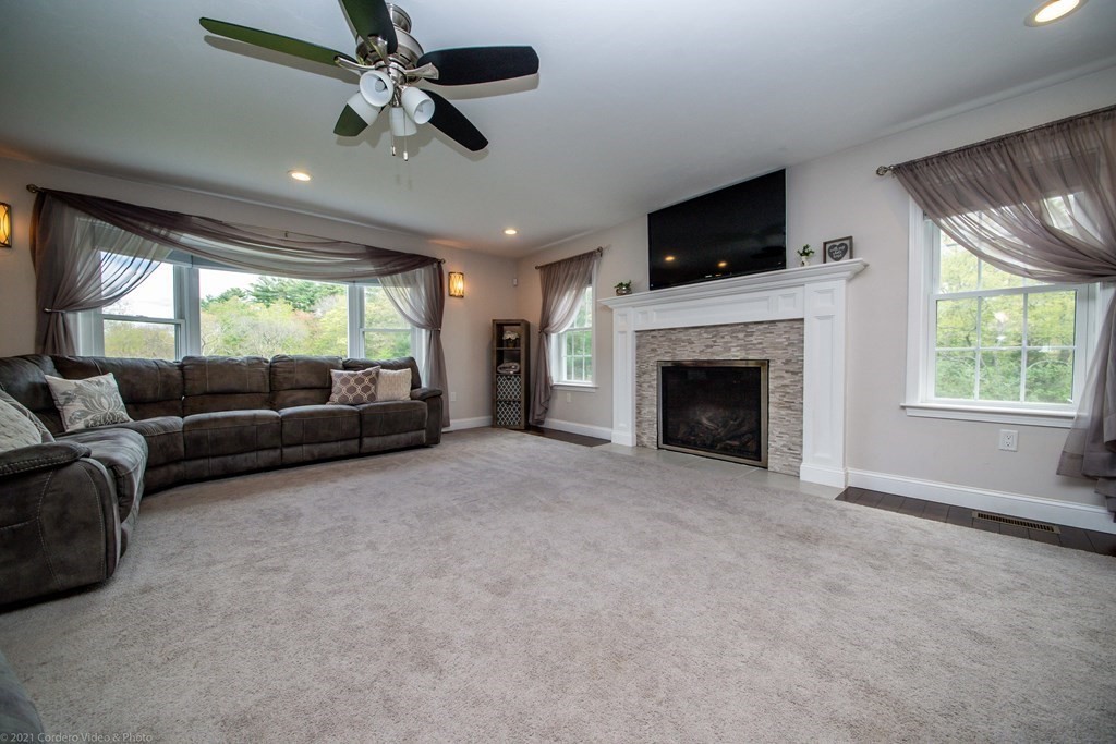 46 Forge Road Freetown, MA 02702 - Photo 8 of 38