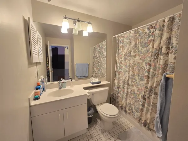 $995,000 | 950 Massachusetts Avenue, Unit 307, Cambridge, MA 02139